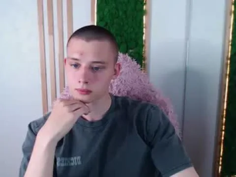 Watch Cody Offline Adult Webcam Show - Free Sex Cam Stream