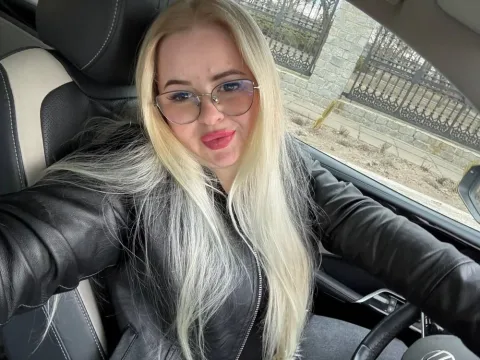 Watch Velvet Lunaa Live Adult Webcam Show - Free Sex Cam Stream
