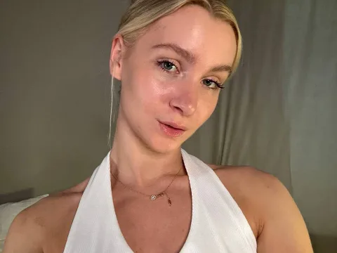 Watch LunaVelvetti Live Adult Webcam Show - Free Sex Cam Stream