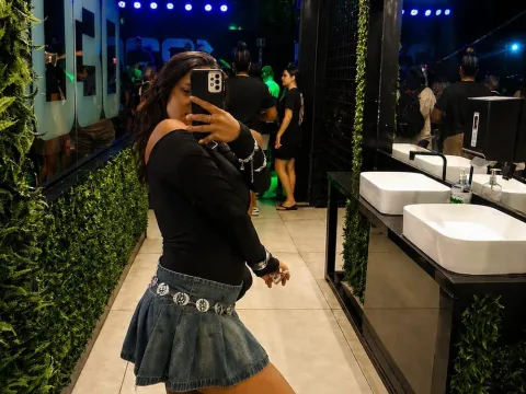 Watch AmeliaEmmy Live Adult Webcam Show - Free Sex Cam Stream