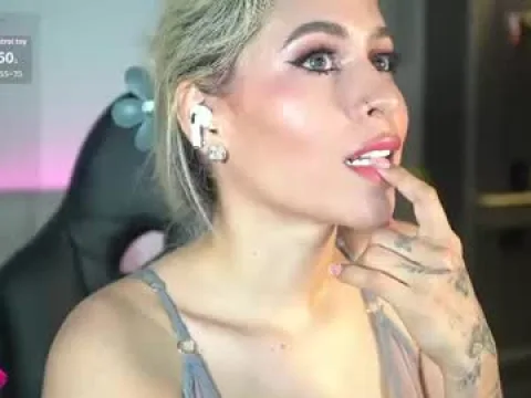Watch Lucy Live Adult Webcam Show from Colombia - Free Sex Cam Stream