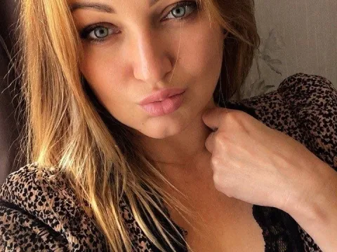Watch Aveline-mis Live Adult Webcam Show - Free Sex Cam Stream
