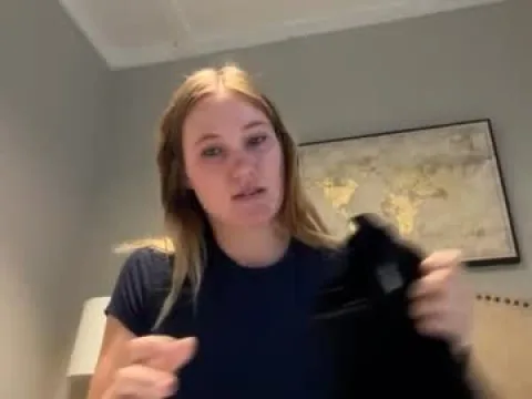 Watch Gianna Offline Adult Webcam Show from United States - Free Sex Cam Stream