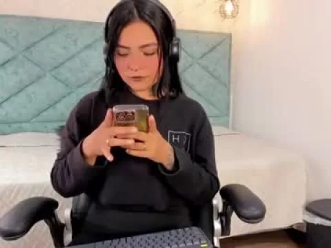 Watch Elektra Vega Offline Adult Webcam Show from Colombia - Free Sex Cam Stream