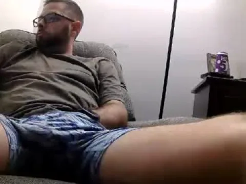 Watch Skinnydadbod Offline Adult Webcam Show from United States - Free Sex Cam Stream