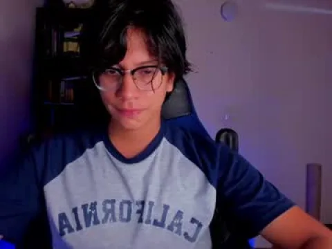 Watch Literateboy Offline Adult Webcam Show from Colombia - Free Sex Cam Stream