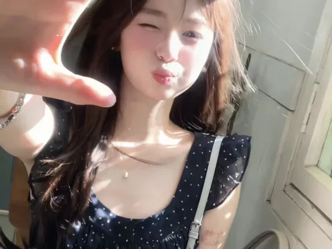 Watch Qiqi-2025 Live Adult Webcam Show - Free Sex Cam Stream