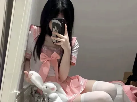 Watch Xybb8888 Live Adult Webcam Show - Free Sex Cam Stream