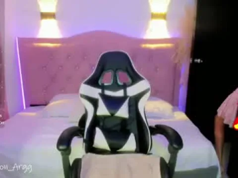 Watch Allison Rag Live Adult Webcam Show from Colombia - Free Sex Cam Stream