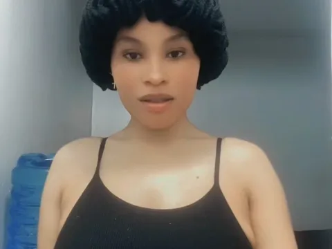 Watch RU-QUEENN Live Adult Webcam Show - Free Sex Cam Stream
