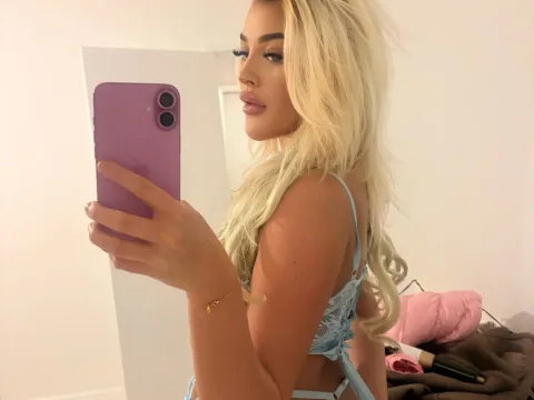 Watch Laylarosee Live Adult Webcam Show - Free Sex Cam Stream