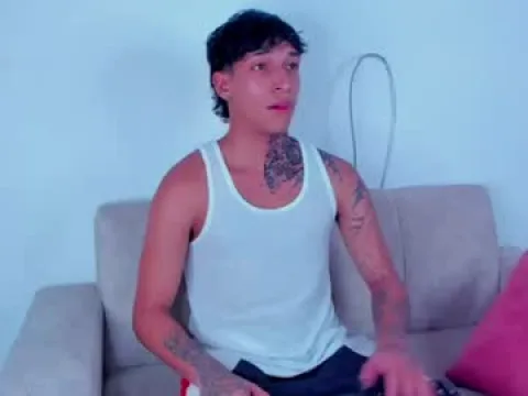 Watch Croywave Offline Adult Webcam Show from Colombia - Free Sex Cam Stream