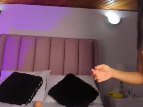 Watch Sara Offline Adult Webcam Show from Colombia - Free Sex Cam Stream