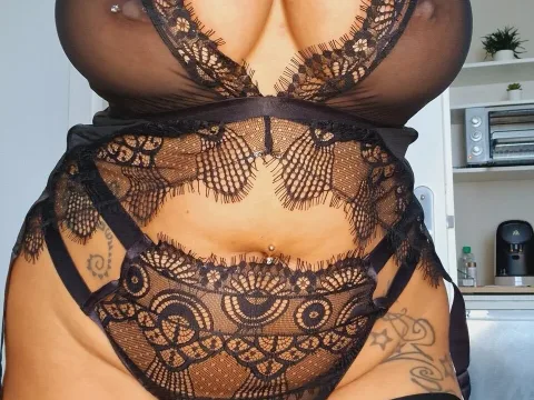 Watch MelissaXcurvy Live Adult Webcam Show - Free Sex Cam Stream