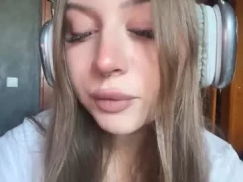 Watch Melody Offline Adult Webcam Show - Free Sex Cam Stream