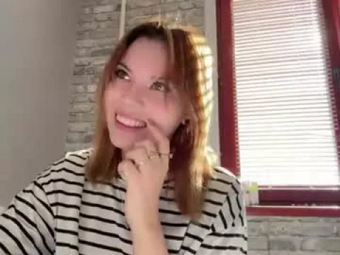 Watch Lisa Live Adult Webcam Show - Free Sex Cam Stream