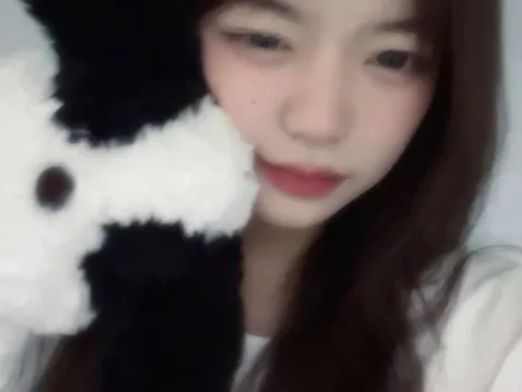 Watch KuLerPai Live Adult Webcam Show - Free Sex Cam Stream