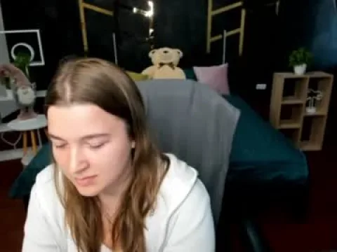 Watch Miaa-Berry Live Adult Webcam Show from Ukraine - Free Sex Cam Stream