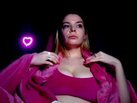 Watch Chloe Diva NON NUDE Live Adult Webcam Show - Free Sex Cam Stream