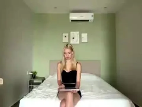 Watch LIna Offline Adult Webcam Show - Free Sex Cam Stream
