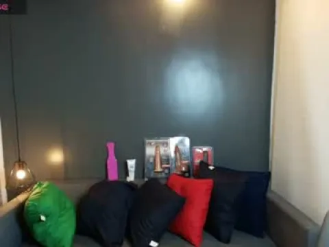 Watch CRISTAL MILF Offline Adult Webcam Show from Colombia - Free Sex Cam Stream