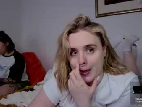 Watch Kiki and Helen Offline Adult Webcam Show - Free Sex Cam Stream