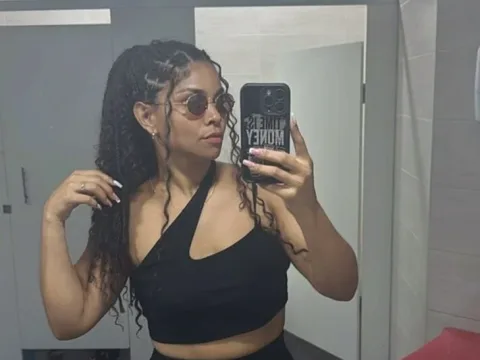 Watch Emeraldash Live Adult Webcam Show - Free Sex Cam Stream