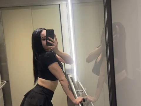 Watch Freaky Nicki Live Adult Webcam Show - Free Sex Cam Stream
