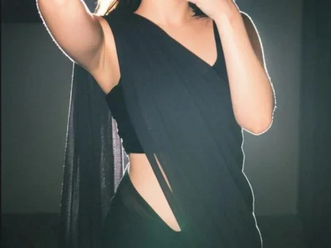 Watch AvantikaSharma Live Adult Webcam Show - Free Sex Cam Stream