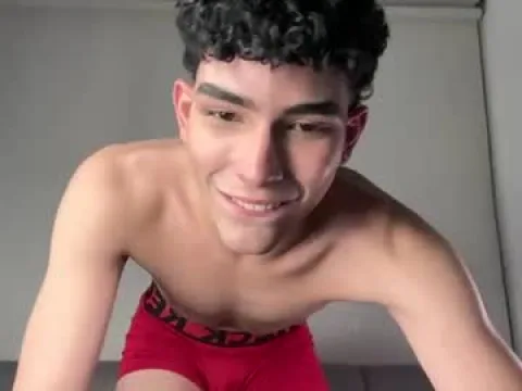 Watch Damon Velvet Offline Adult Webcam Show from Colombia - Free Sex Cam Stream