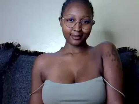 Watch Bella Offline Adult Webcam Show - Free Sex Cam Stream