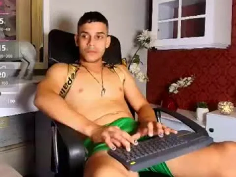 Watch Fernadomoretti Offline Adult Webcam Show from Colombia - Free Sex Cam Stream