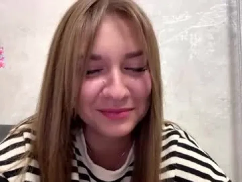 Watch Shakeitgirll Offline Adult Webcam Show - Free Sex Cam Stream