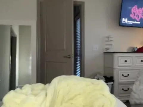 Watch Emilie Offline Adult Webcam Show from United States - Free Sex Cam Stream