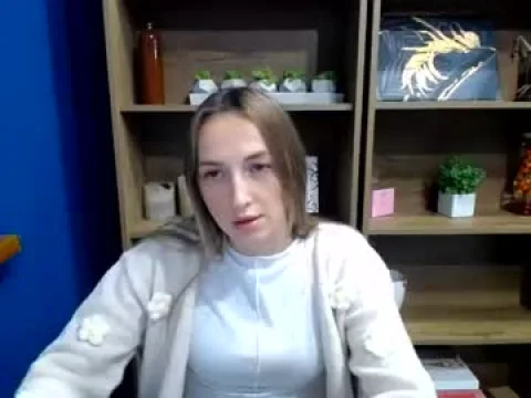 Watch veronika Offline Adult Webcam Show - Free Sex Cam Stream