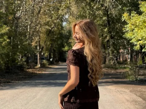 Watch MarkitaHersch Live Adult Webcam Show - Free Sex Cam Stream