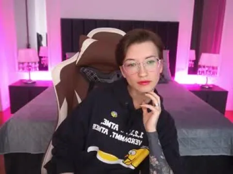 Watch Lulu Live Adult Webcam Show from Ukraine - Free Sex Cam Stream