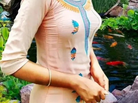 Watch Cute  Kitti Live Adult Webcam Show - Free Sex Cam Stream