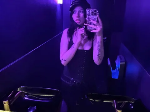 Watch YourDolly Live Adult Webcam Show - Free Sex Cam Stream