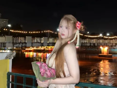 Watch Hellosalmon Live Adult Webcam Show - Free Sex Cam Stream