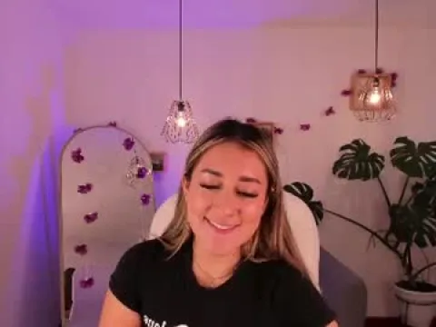 Watch Dina Ride Live Adult Webcam Show from Colombia - Free Sex Cam Stream