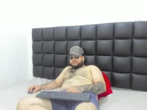 Watch Enzo Wild Offline Adult Webcam Show from Colombia - Free Sex Cam Stream