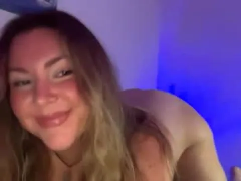 Watch Elari Live Adult Webcam Show from United States - Free Sex Cam Stream