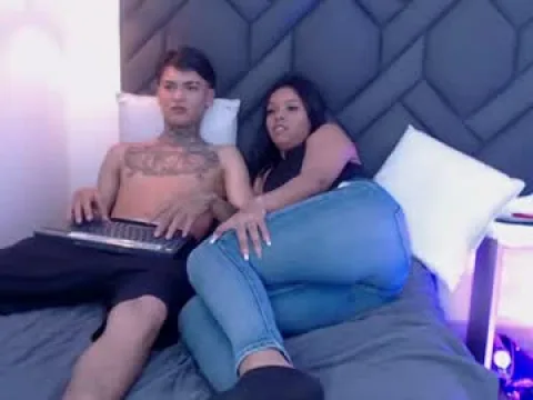 Watch sofia and matias Live Adult Webcam Show from Colombia - Free Sex Cam Stream