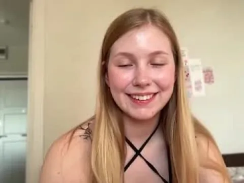 Watch Horney Audrey Live Adult Webcam Show - Free Sex Cam Stream