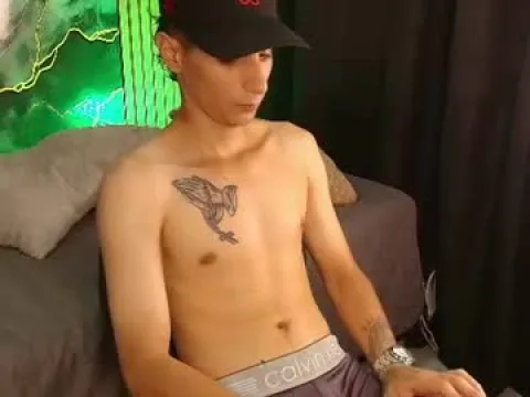 Watch MarcusRoyer Offline Adult Webcam Show from Colombia - Free Sex Cam Stream