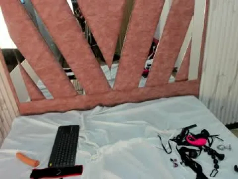 Watch Lolasweet As Offline Adult Webcam Show from Colombia - Free Sex Cam Stream