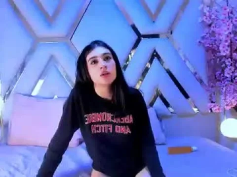 Watch Maddiecouper Offline Adult Webcam Show from Colombia - Free Sex Cam Stream