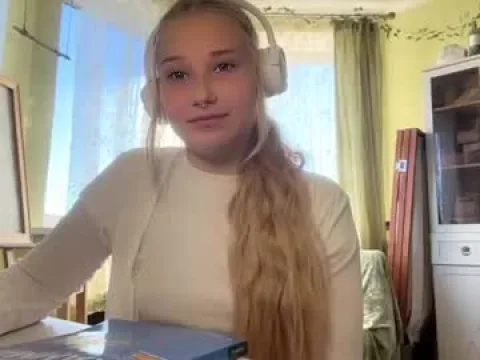 Watch Candy Offline Adult Webcam Show - Free Sex Cam Stream