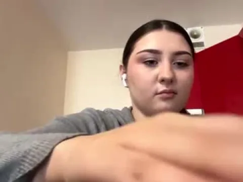 Watch Julia Offline Adult Webcam Show - Free Sex Cam Stream